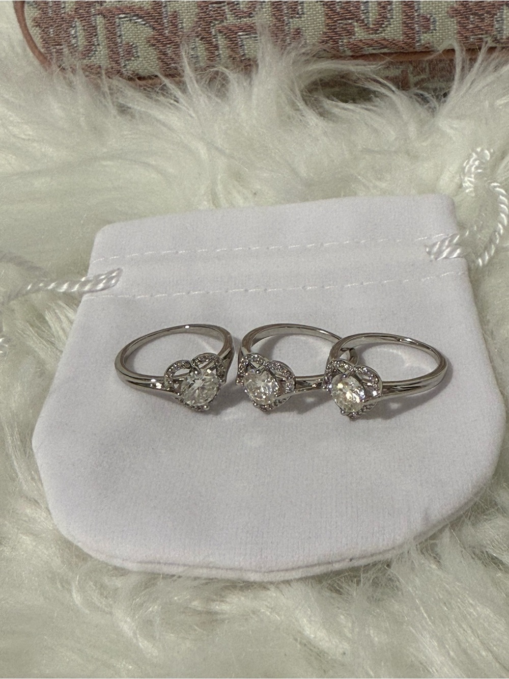 Heart ring - Picture 2 of 3